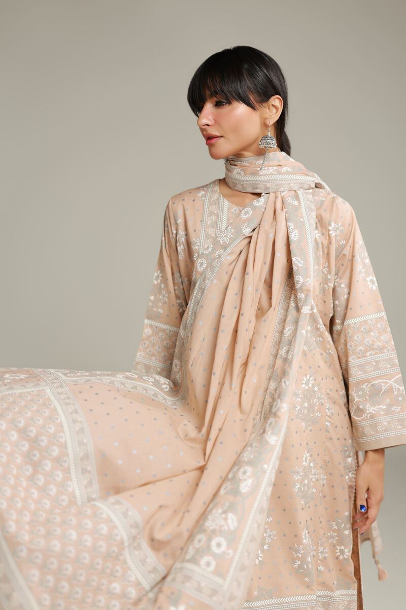https://us.khaadi.com/dw/image/v2/BJTG_PRD/on/demandware.static/-/Sites-khaadi-master-catalog/default/dw0122bea4/images/hi-res/1-26-228-c-f2_multi_1.jpg?sw=800&sh=1200