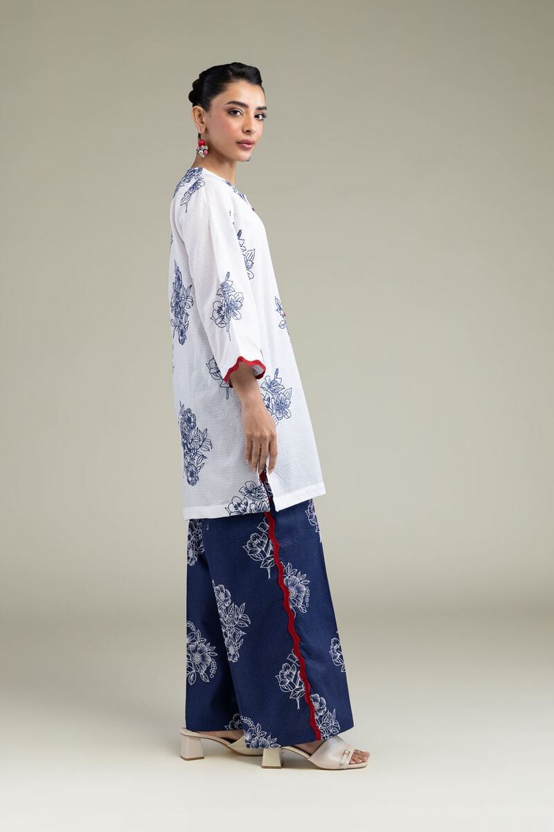 https://us.khaadi.com/dw/image/v2/BJTG_PRD/on/demandware.static/-/Sites-khaadi-master-catalog/default/dw02ef37df/images/hi-res/1-26-211-b-d1_multi_1.jpg?sw=800&sh=1200