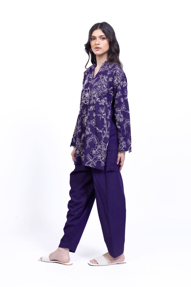 https://us.khaadi.com/dw/image/v2/BJTG_PRD/on/demandware.static/-/Sites-khaadi-master-catalog/default/dw0370b161/images/hi-res/25-09-11e5-09ba_multi_1.jpg?sw=800&sh=1200