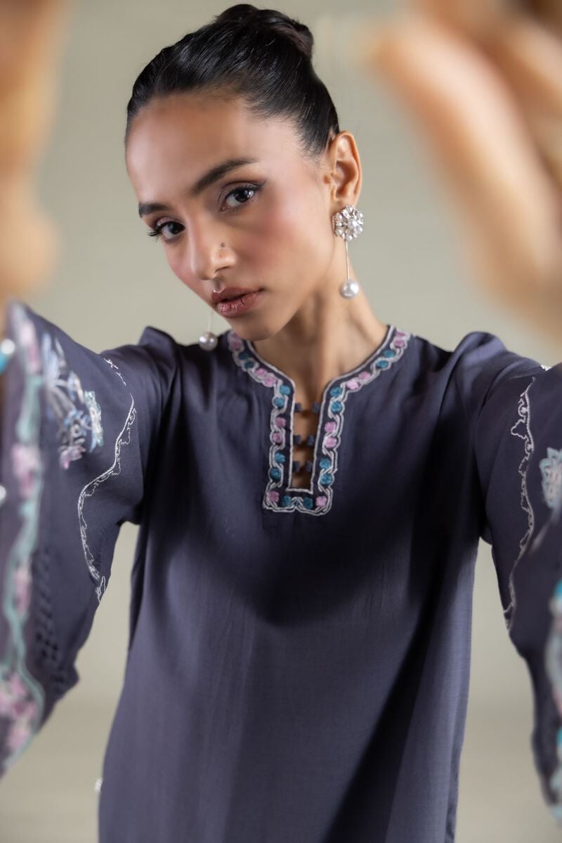 Embroidered | Raw Silk | Kurta | USD 70.00