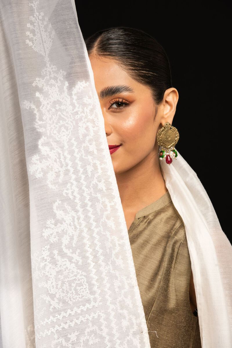  | Dupatta | Embroidered | null