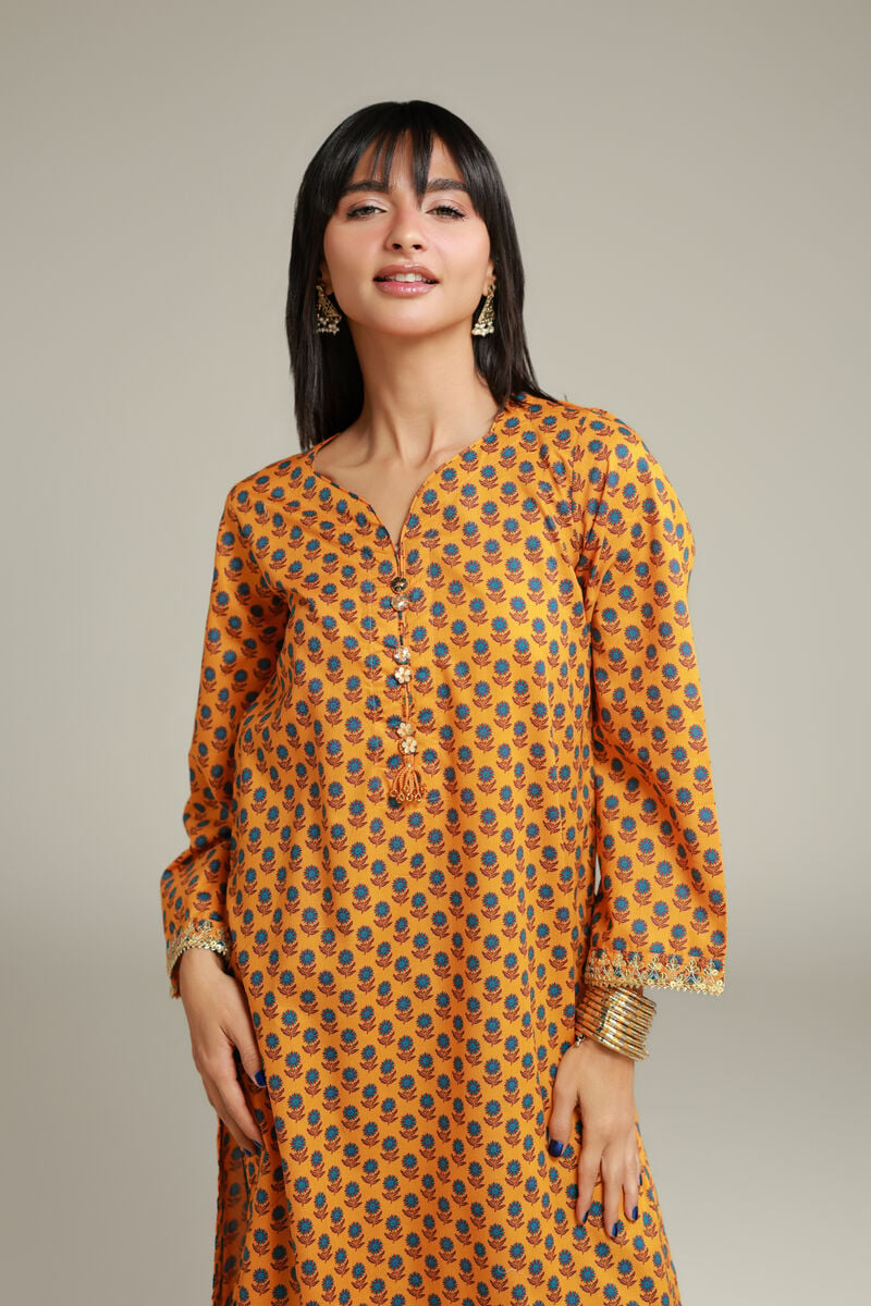 Embroidered | Cambric | Floral Cambric Kurta | USD 35.00