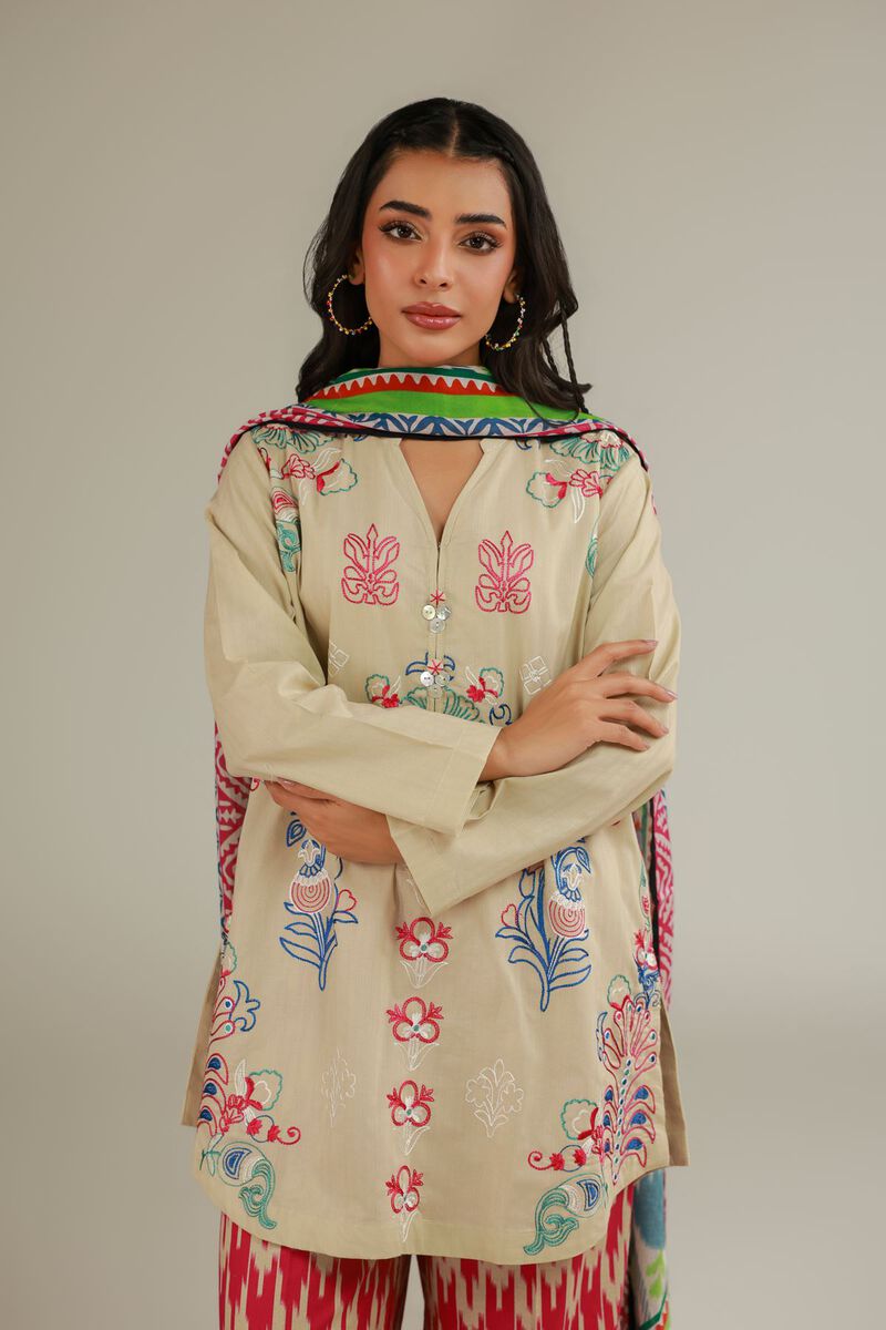 https://us.khaadi.com/dw/image/v2/BJTG_PRD/on/demandware.static/-/Sites-khaadi-master-catalog/default/dw06efaca5/images/hi-res/1-26-137-a-d_multi_1.jpg?sw=800&sh=1200