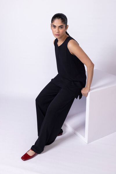 Dyed | Variegated Rib | T-shirt | USD 3.60