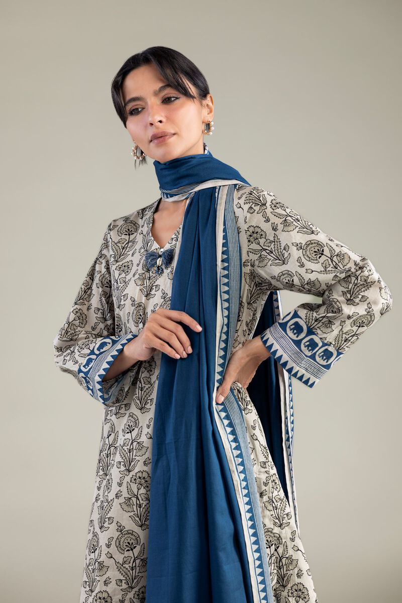 https://us.khaadi.com/dw/image/v2/BJTG_PRD/on/demandware.static/-/Sites-khaadi-master-catalog/default/dw08028830/images/hi-res/1-26-311-c-g1_multi_1.jpg?sw=800&sh=1200