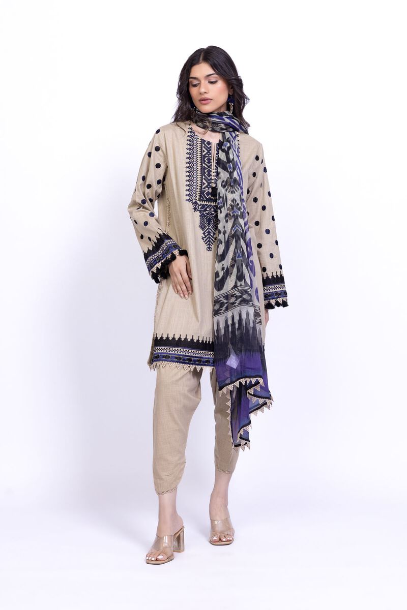 https://us.khaadi.com/dw/image/v2/BJTG_PRD/on/demandware.static/-/Sites-khaadi-master-catalog/default/dw080ec236/images/hi-res/ch240816c_multi_1.jpg?sw=800&sh=1200