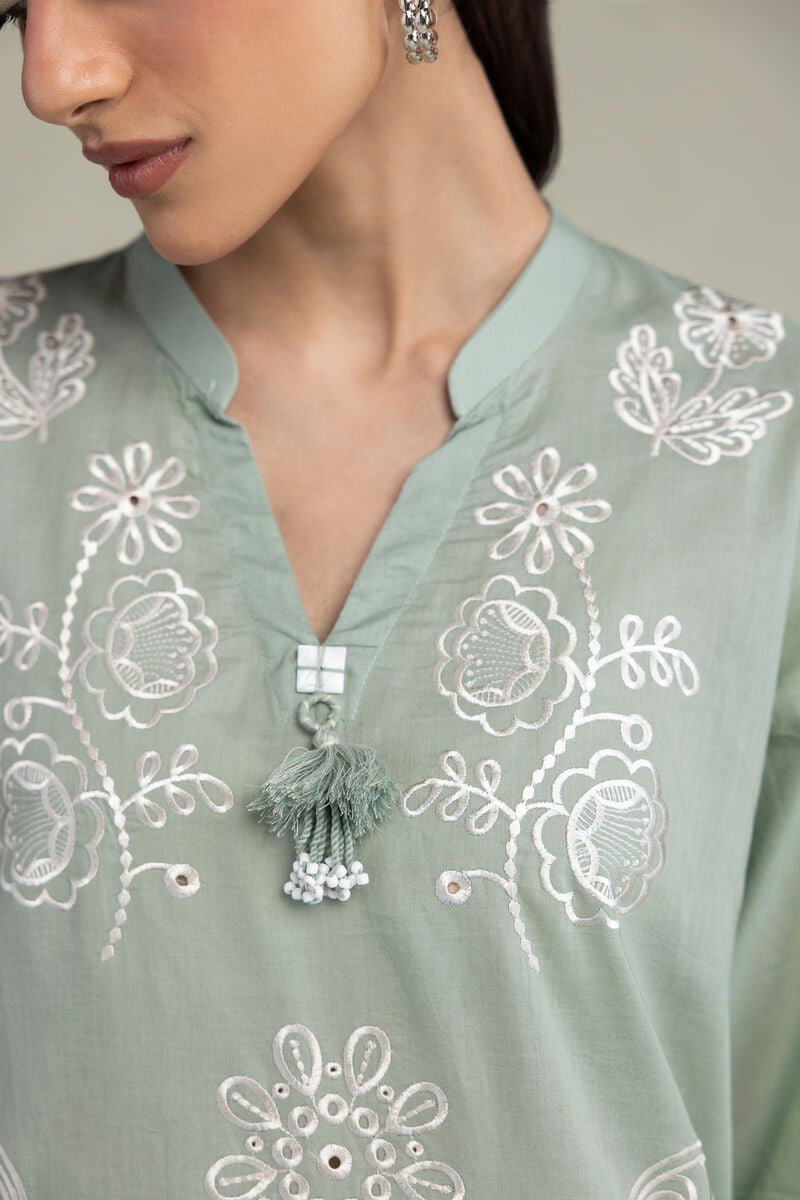 Embroidered | Cambric | Floral Cambric Kurta | USD 45.00