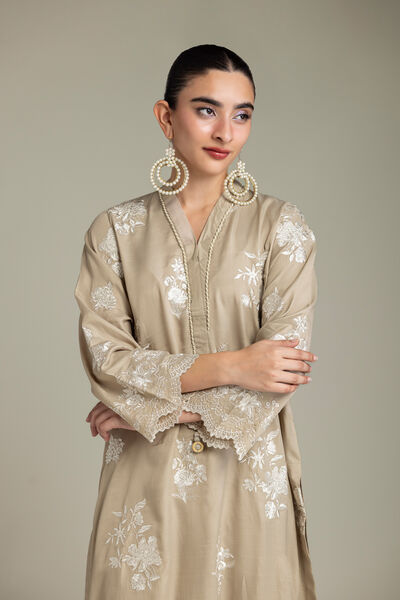 Embroidered | Raw Silk | Embroidered Silk Kurta | USD 70.00