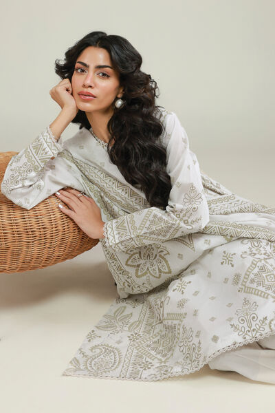 Embroidered | Lawn | Tailored Lawn 3-Piece | USD 70.00