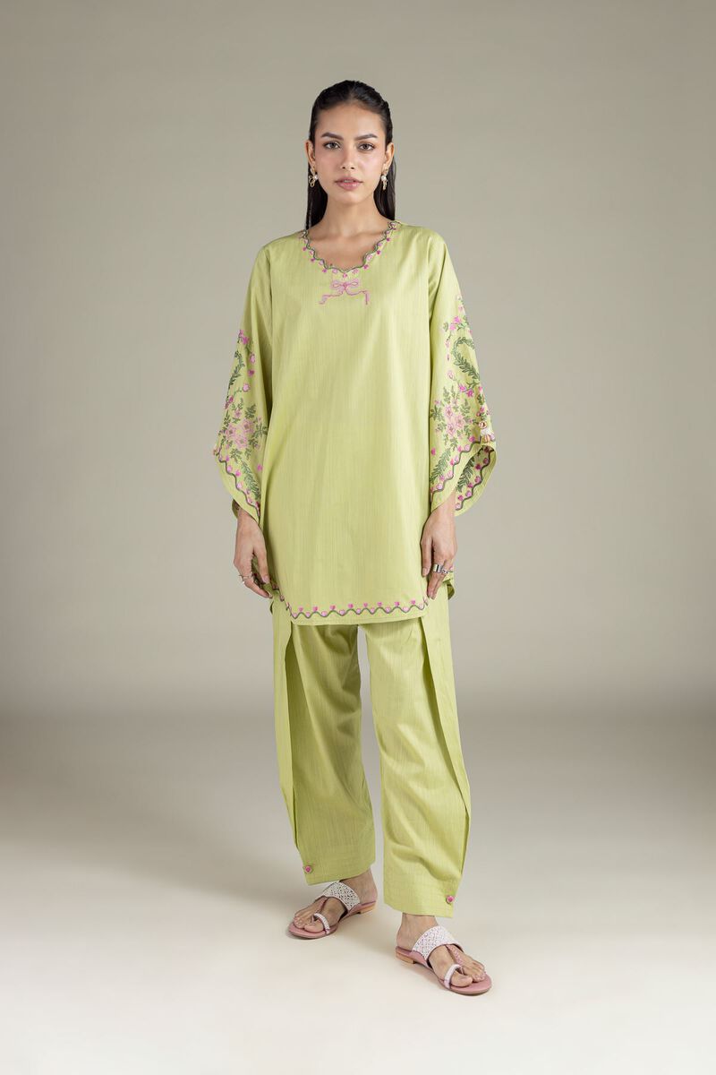 https://us.khaadi.com/dw/image/v2/BJTG_PRD/on/demandware.static/-/Sites-khaadi-master-catalog/default/dw09af5c07/images/hi-res/1-26-103-b-a_multi_1.jpg?sw=800&sh=1200