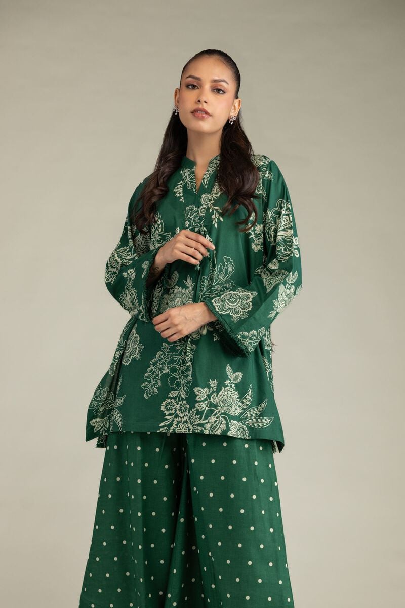 https://us.khaadi.com/dw/image/v2/BJTG_PRD/on/demandware.static/-/Sites-khaadi-master-catalog/default/dw0ca7e964/images/hi-res/1-26-250-a-f1_multi_1.jpg?sw=800&sh=1200