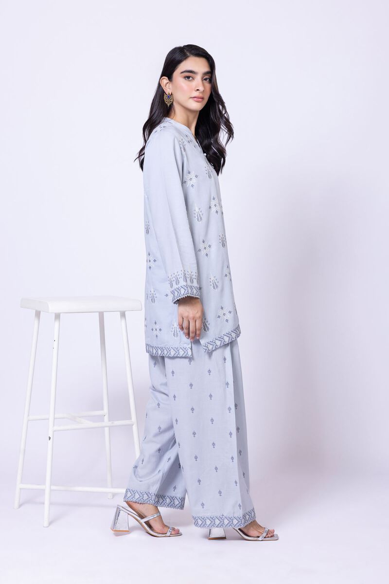 https://us.khaadi.com/dw/image/v2/BJTG_PRD/on/demandware.static/-/Sites-khaadi-master-catalog/default/dw0e2feeee/images/hi-res/25-09-10e5-03bb_multi_1.jpg?sw=800&sh=1200