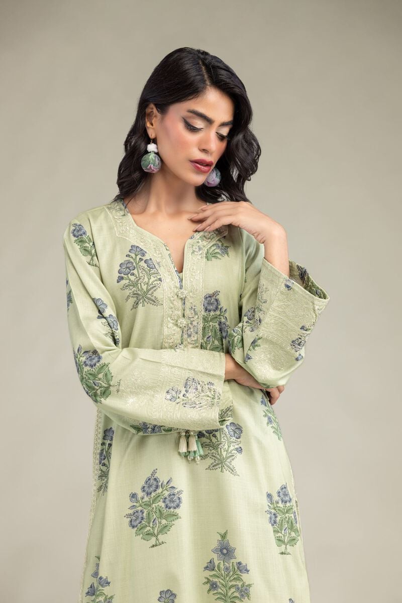 Embroidered | Raw Silk | Kurta | USD 60.00