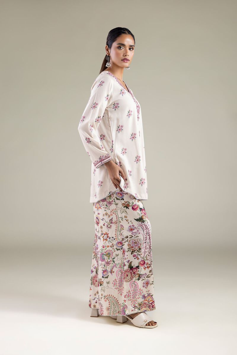 Embroidered | Viscose | Floral V-Neck Kurta | USD 35.00