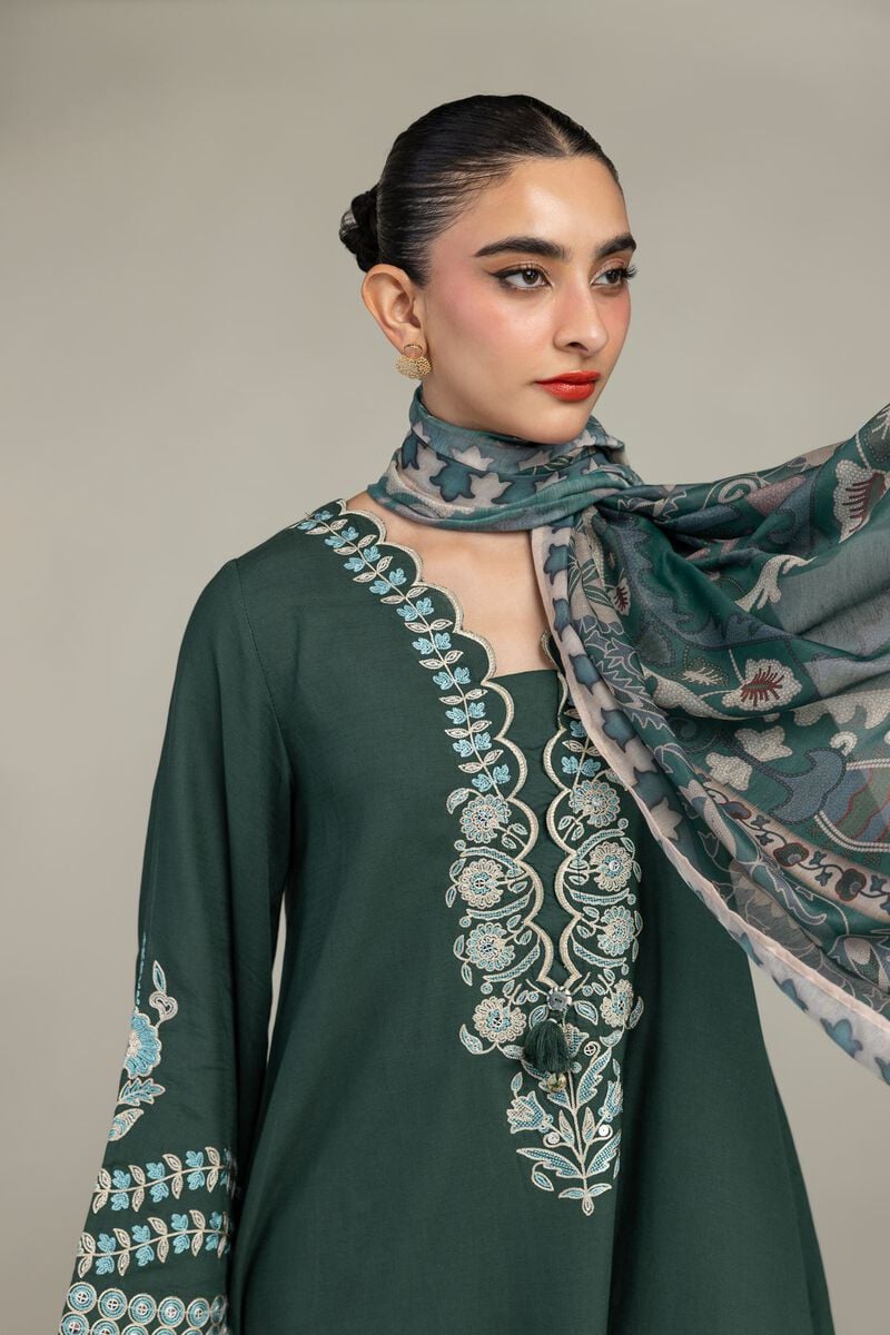 Embroidered | Mesuri | Green Floral Dupatta | USD 30.00