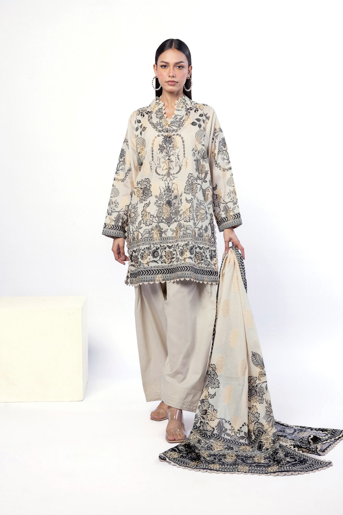 Buy Tailored 3 Piece | 0.0 N/A | T-A33-26-106FI-VG_MULTI | Khaadi