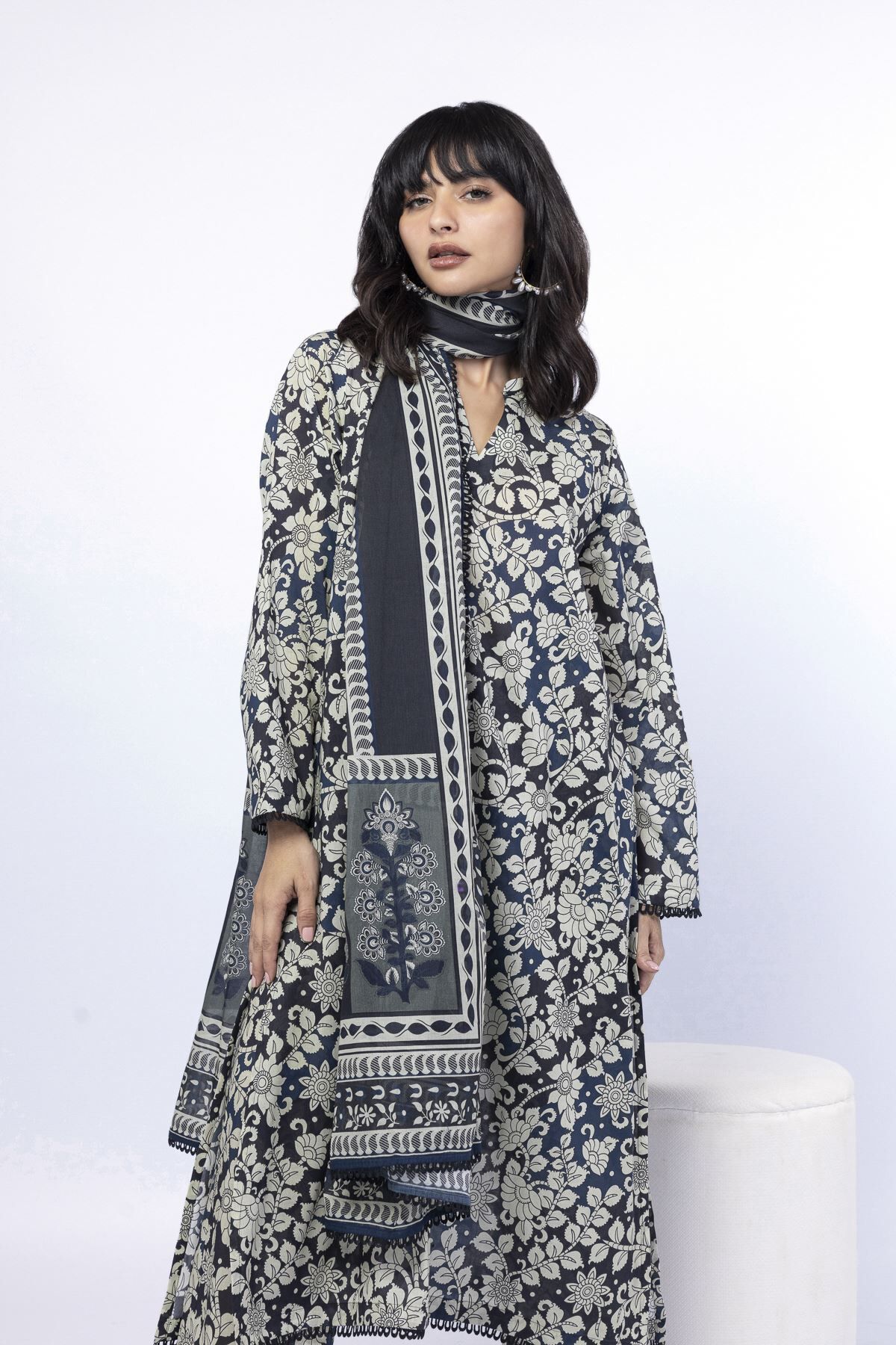 Buy Tailored 3 Piece | 22.50 USD | SS2517BST-VG_MULTI | Khaadi