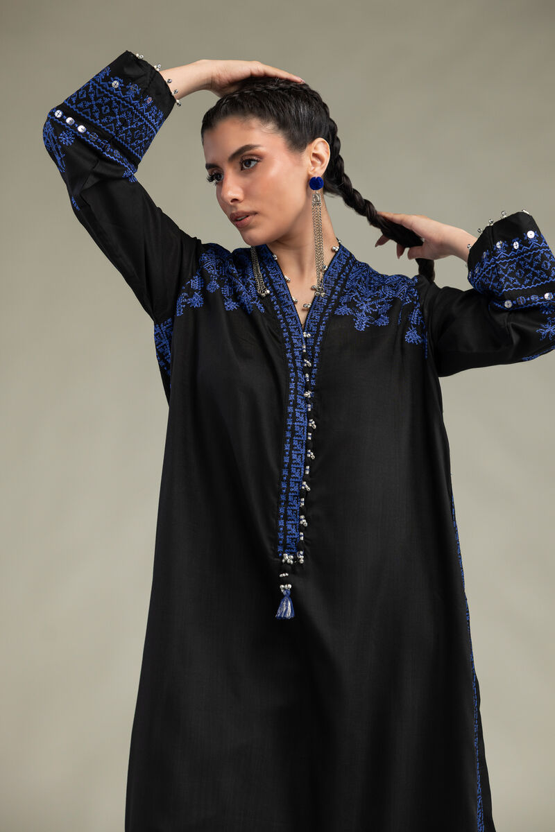 Embroidered | Raw Silk | V-Neck Longline Kurta | USD 65.00