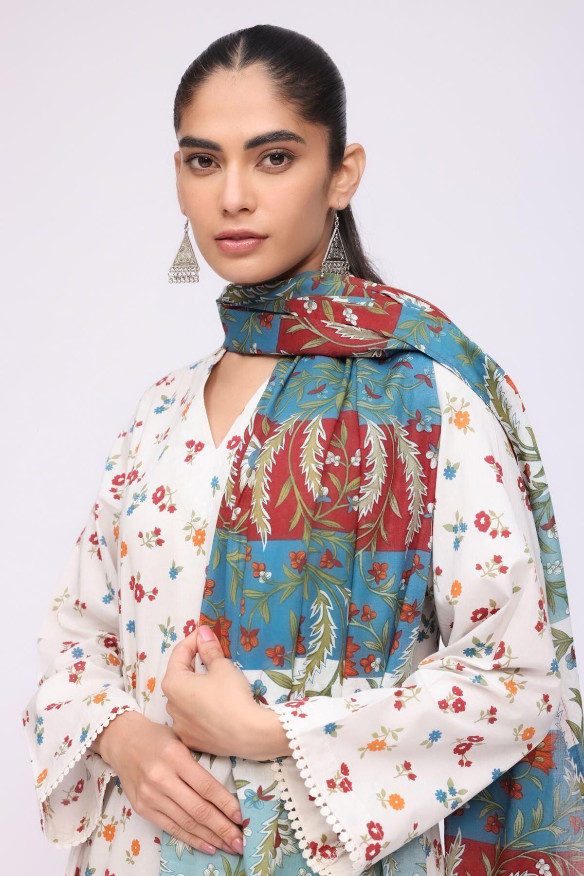 Buy Dupatta | 0.0 N/A | 25-04EX13-01SA-VG_MULTI | Khaadi United States