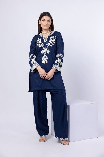 Embroidered | Crosshatch Raw Silk | Kurta | USD 45.00