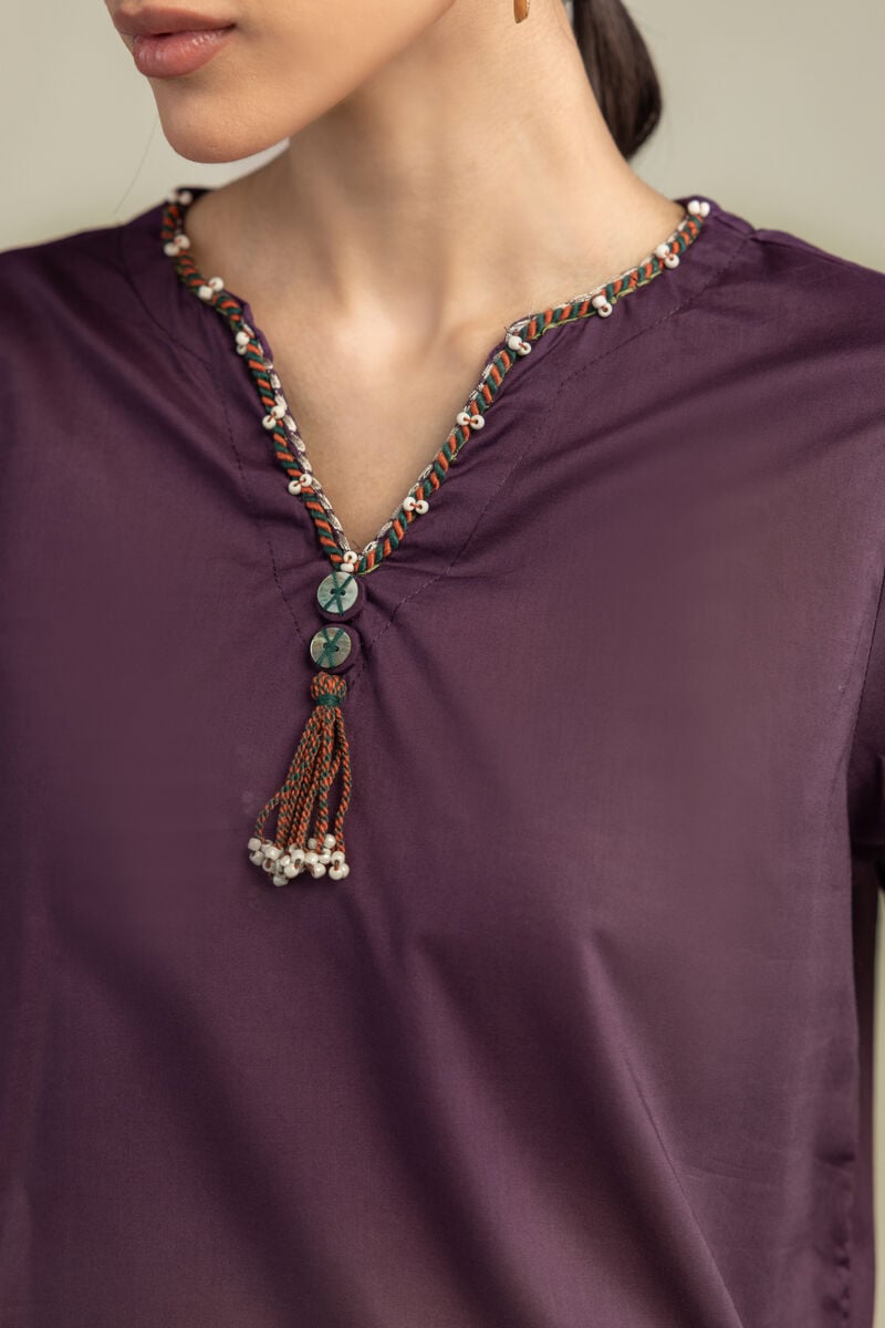 Embroidered | Cambric | Cambric V-Neck Kurta | USD 40.00