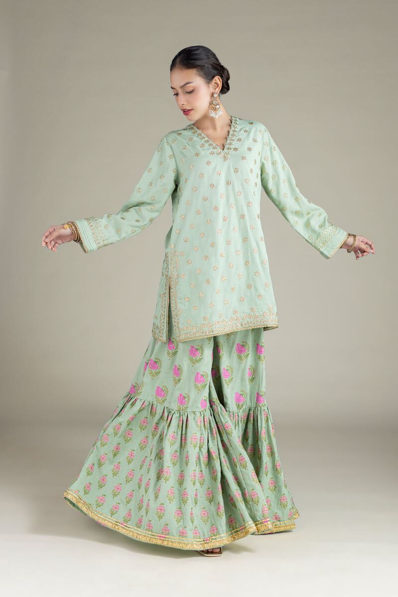 Embroidered | Raw Silk | Kurta | USD 60.00