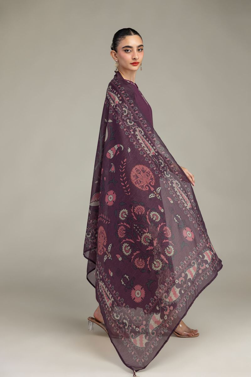 https://us.khaadi.com/dw/image/v2/BJTG_PRD/on/demandware.static/-/Sites-khaadi-master-catalog/default/dw1b52e588/images/hi-res/2-26-210-c-c1_multi_1.jpg?sw=800&sh=1200