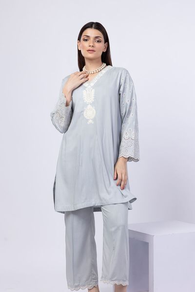 Embroidered | Crosshatch Raw Silk | Kurta | USD 45.00
