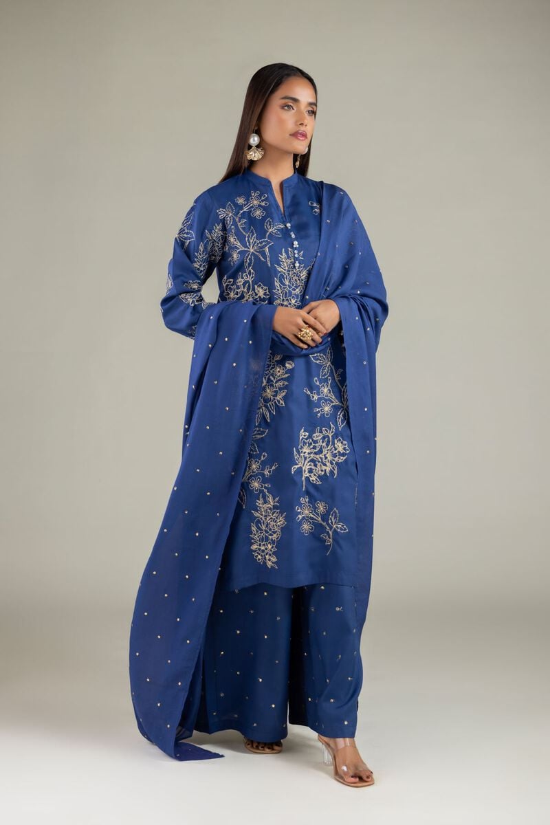https://us.khaadi.com/dw/image/v2/BJTG_PRD/on/demandware.static/-/Sites-khaadi-master-catalog/default/dw1c3ab123/images/hi-res/2-26-102-a-a_multi_1.jpg?sw=800&sh=1200