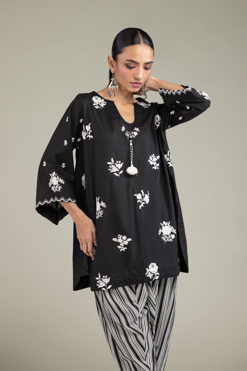 Embroidered | Cambric | Black V-Neck Kurta | USD 40.00