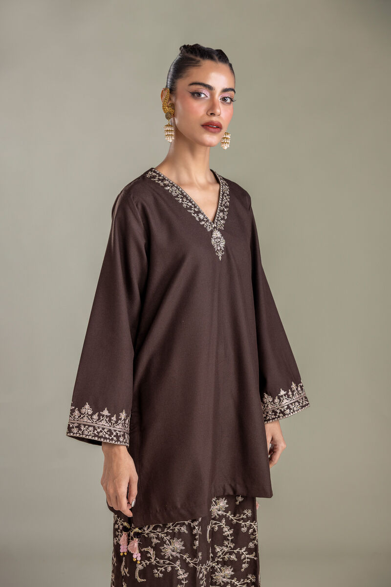 https://us.khaadi.com/dw/image/v2/BJTG_PRD/on/demandware.static/-/Sites-khaadi-master-catalog/default/dw1d137a7f/images/hi-res/2-26-413-a-g1_multi_1.jpg?sw=800&sh=1200