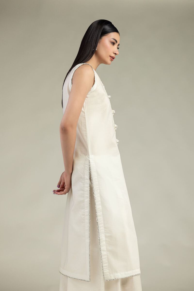 Embroidered | Mesuri | Short Sleeveless Kurta | USD 35.00