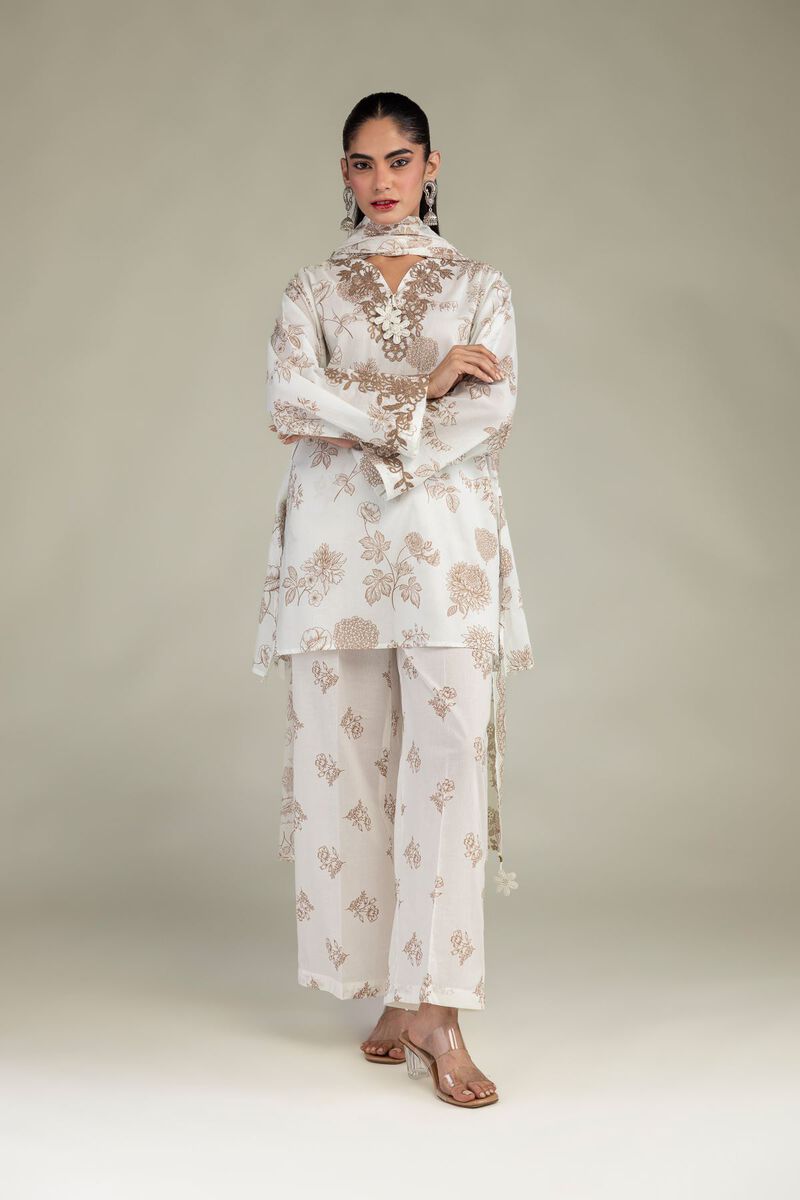 https://us.khaadi.com/dw/image/v2/BJTG_PRD/on/demandware.static/-/Sites-khaadi-master-catalog/default/dw207f917a/images/hi-res/1-26-224-b-e2_multi_1.jpg?sw=800&sh=1200