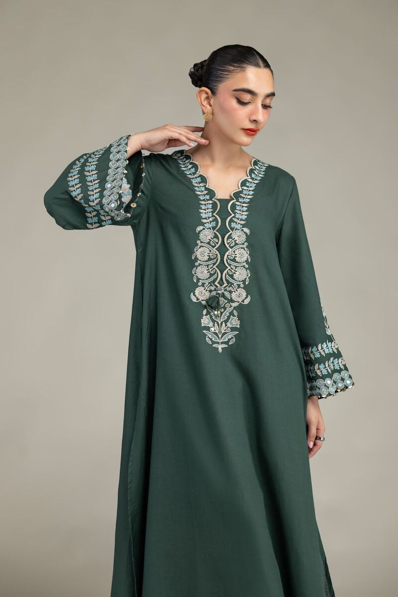 Embroidered | Raw Silk | Green Floral Kurta | USD 60.00