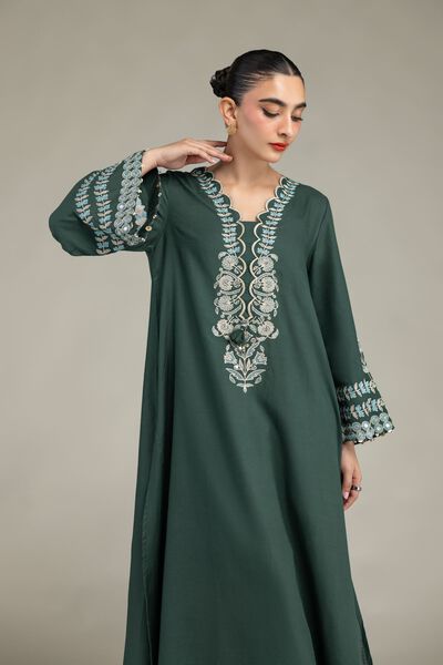 Embroidered | Raw Silk | Green Floral Kurta | USD 60.00
