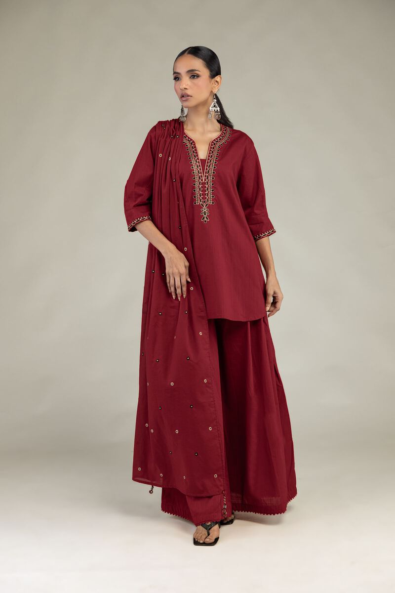 Textured Lawn | Embroidered | Maroon Lawn Dupatta | USD 35.00