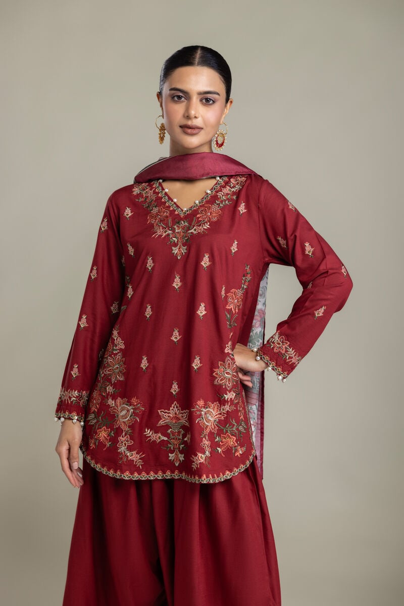 https://us.khaadi.com/dw/image/v2/BJTG_PRD/on/demandware.static/-/Sites-khaadi-master-catalog/default/dw2393d136/images/hi-res/2-26-418-a-j1_multi_1.jpg?sw=800&sh=1200