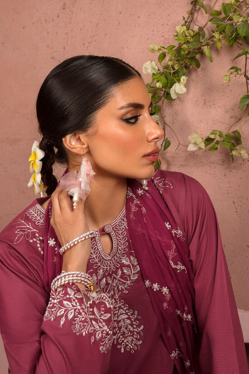  | Kurta | Embroidered | null