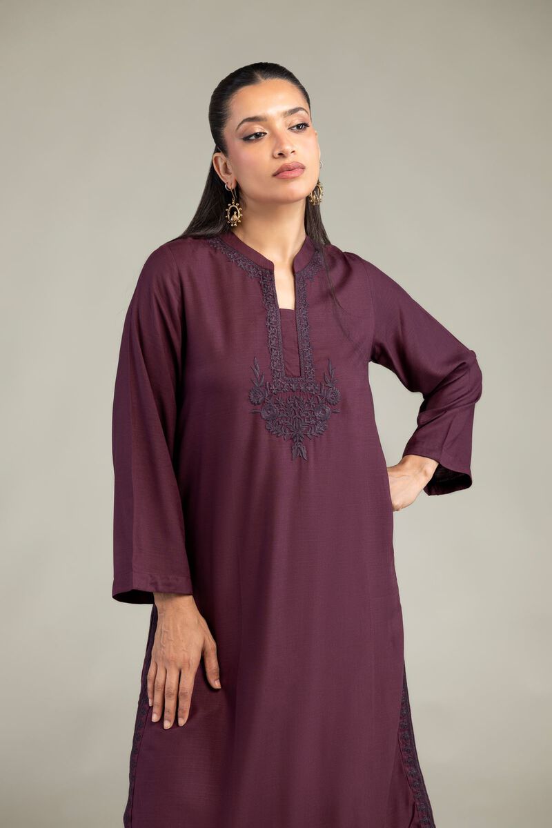 https://us.khaadi.com/dw/image/v2/BJTG_PRD/on/demandware.static/-/Sites-khaadi-master-catalog/default/dw2aa0ab19/images/hi-res/8-26-301-a-a1_multi_1.jpg?sw=800&sh=1200