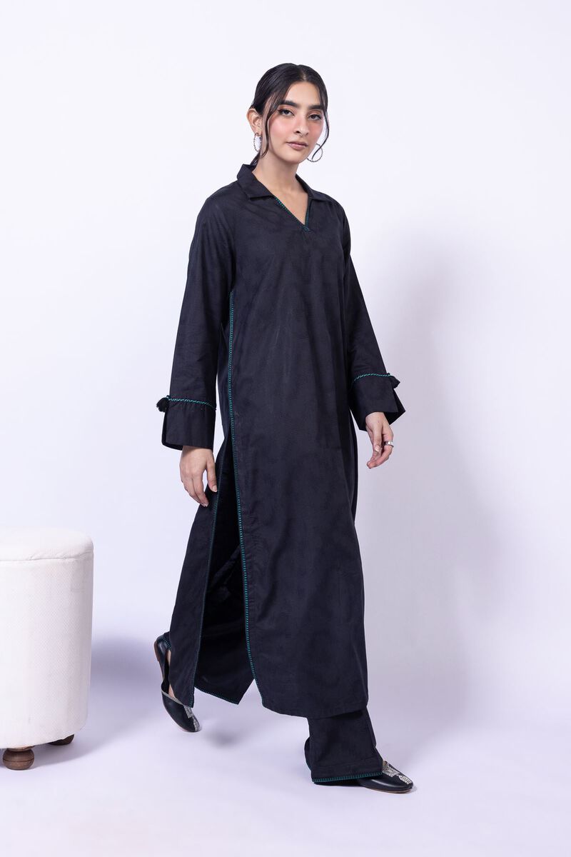 https://us.khaadi.com/dw/image/v2/BJTG_PRD/on/demandware.static/-/Sites-khaadi-master-catalog/default/dw2ab48979/images/hi-res/otd4-ex28-11ba_multi_1.jpg?sw=800&sh=1200