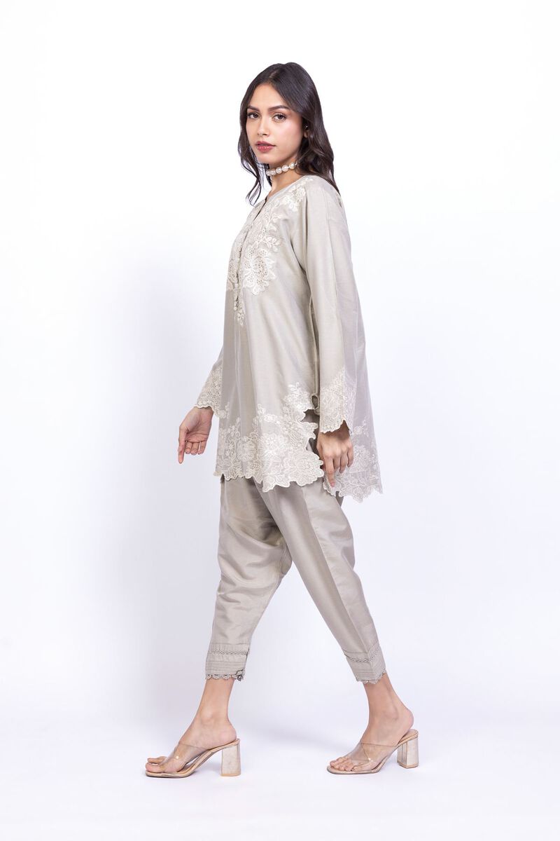 Embroidered | Raw Silk | Kurta | USD 55.00