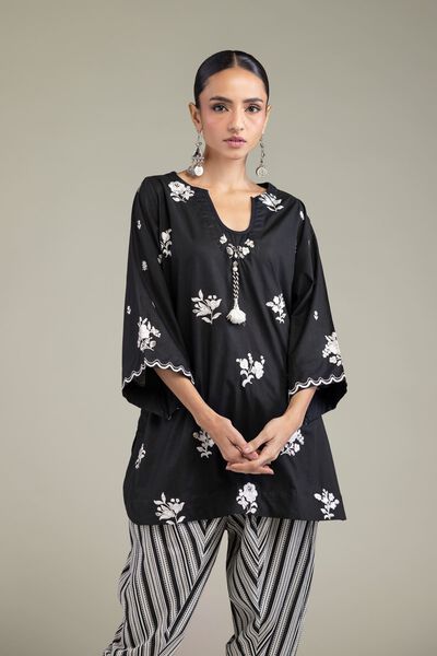 Embroidered | Cambric | Black V-Neck Kurta | USD 40.00