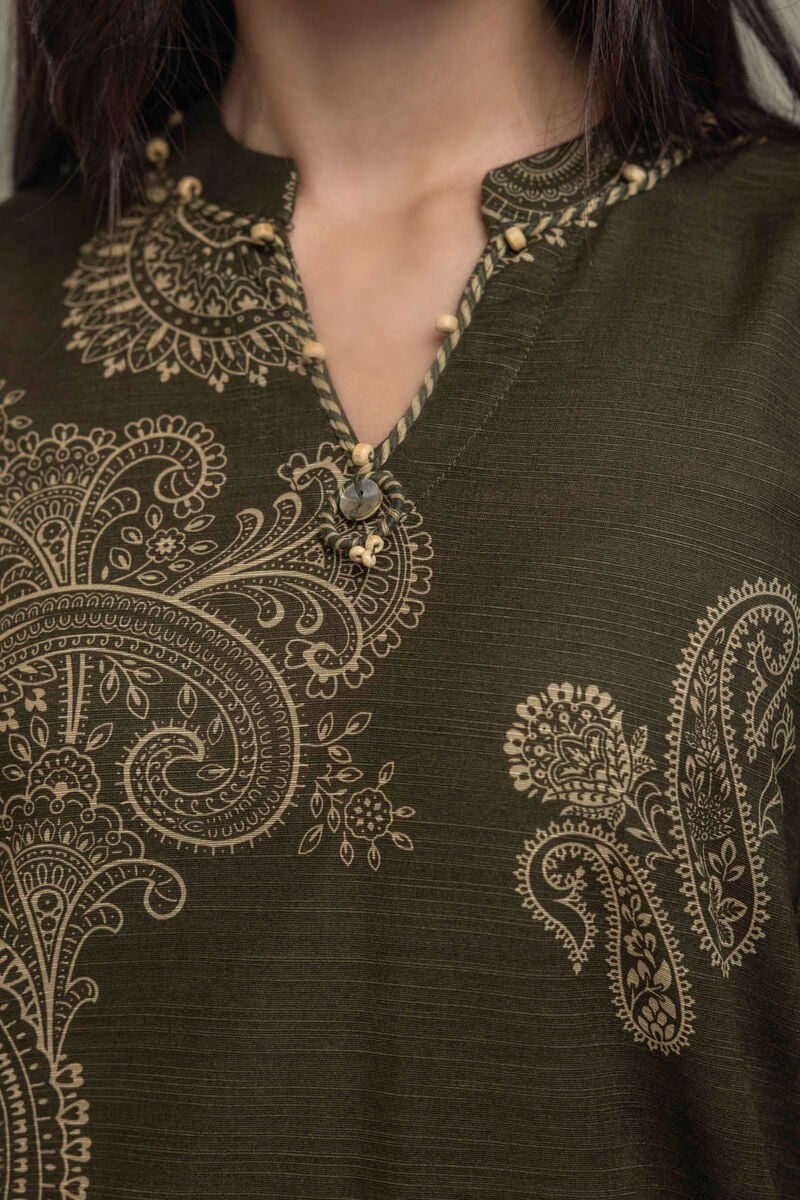 Printed | Light Khaddar | Khaddar 3-Piece Tailored | USD 65.00