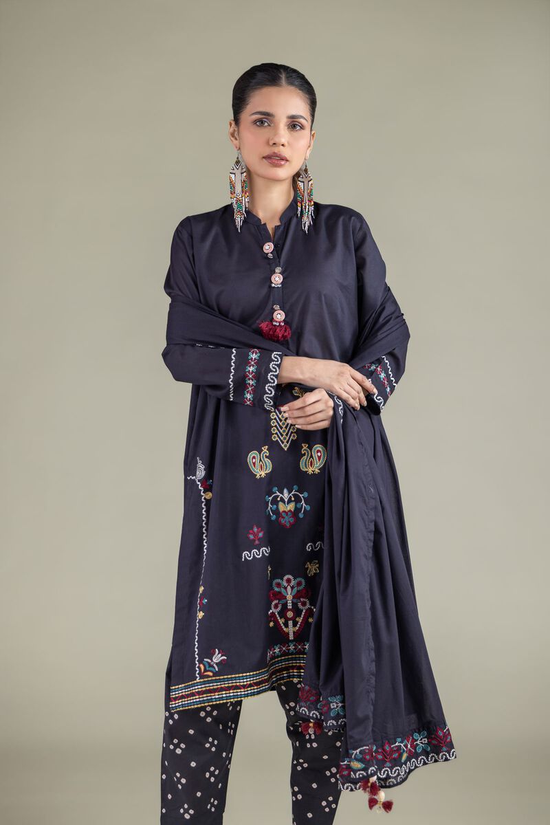 https://us.khaadi.com/dw/image/v2/BJTG_PRD/on/demandware.static/-/Sites-khaadi-master-catalog/default/dw2da22fec/images/hi-res/1-26-117-c-e_multi_1.jpg?sw=800&sh=1200