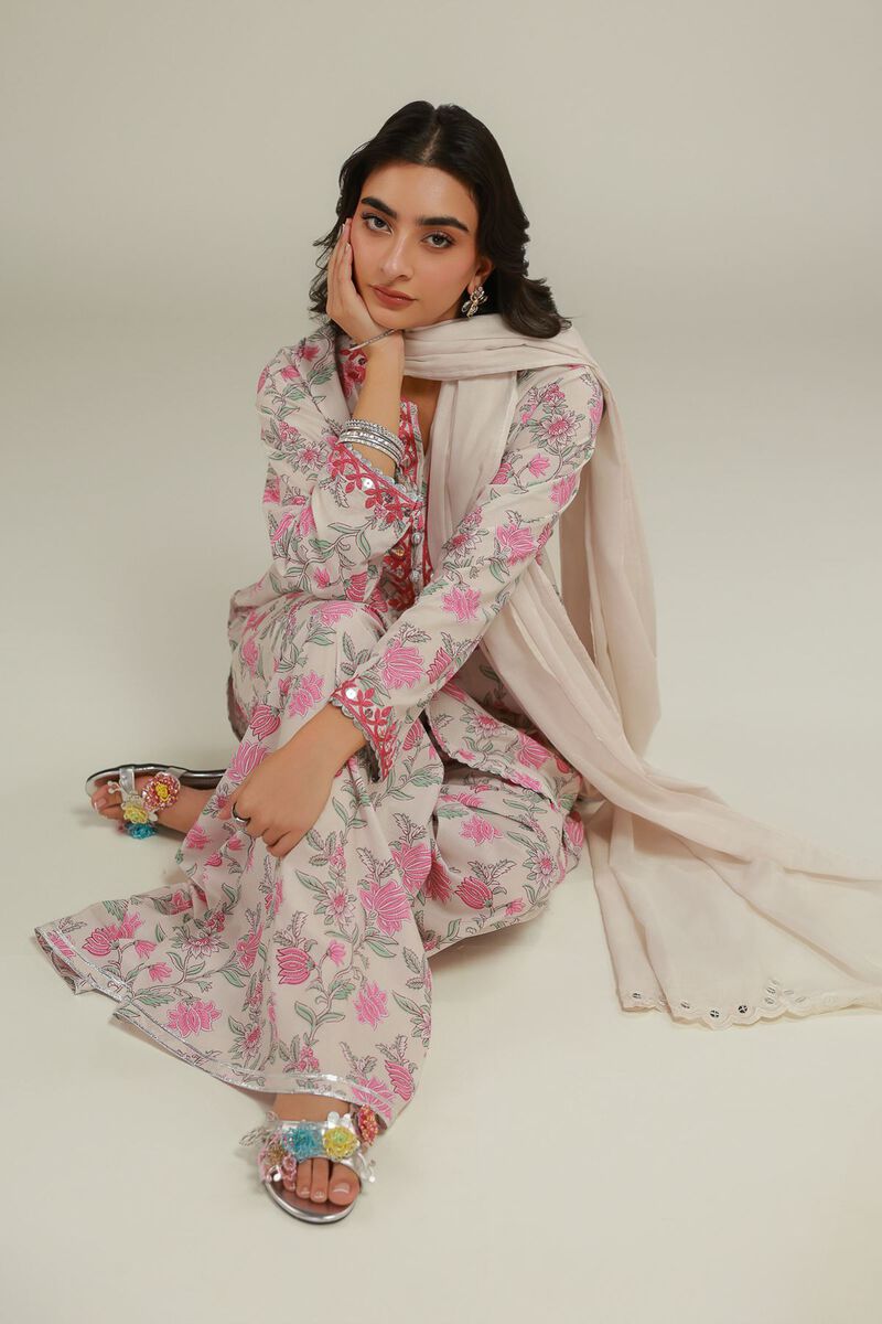 Embroidered | Lawn | Dupatta | USD 30.00