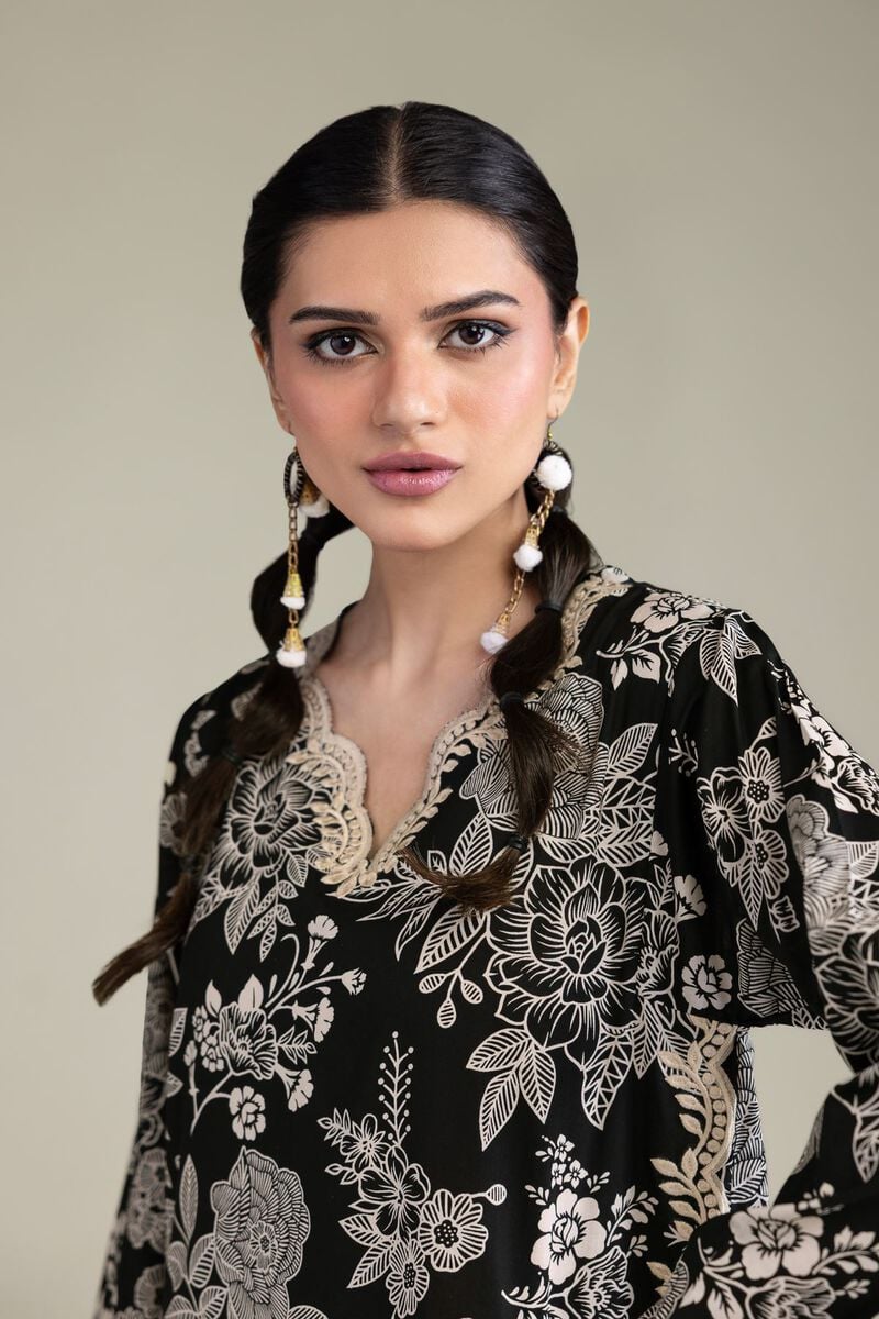Embroidered | Cambric | Black Floral Kurta | USD 40.00