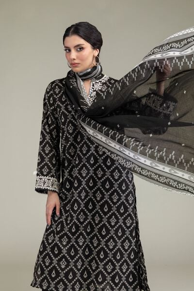 Embroidered | Lawn | Black Lawn Dupatta | USD 25.00