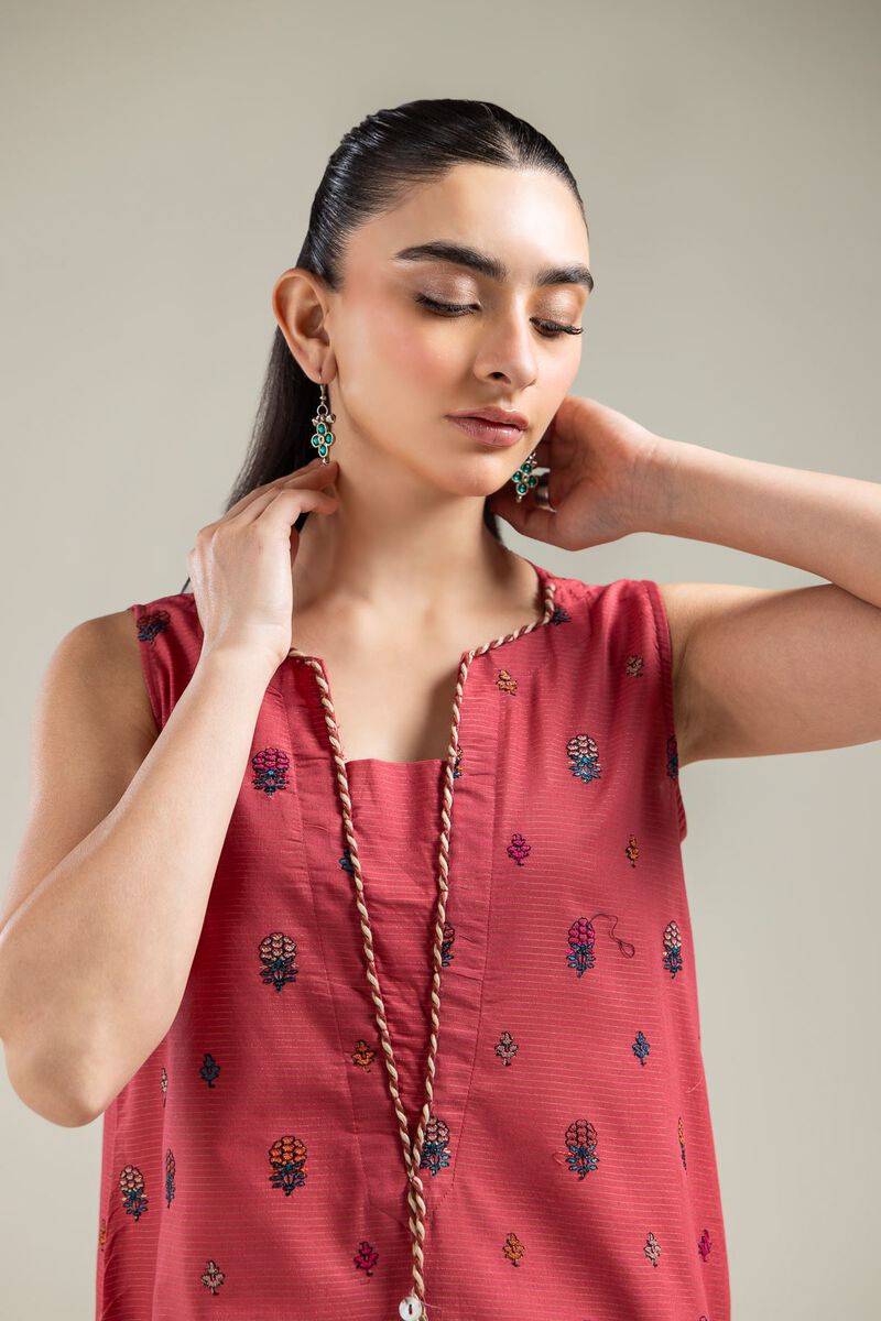 Embroidered | Mesuri | Sleeveless Longline Kurta | USD 40.00