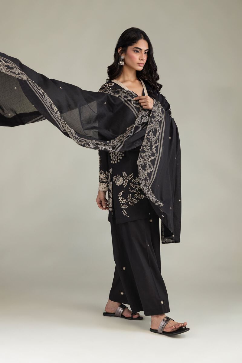 Embroidered | Lawn | Black Lawn Dupatta | USD 25.00