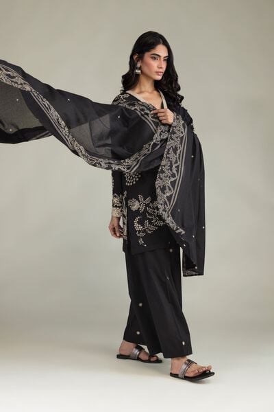 Embroidered | Lawn | Black Lawn Dupatta | USD 25.00